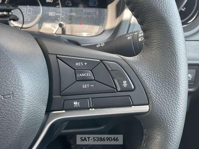 Nissan NOTE 2018-08 7963054-6