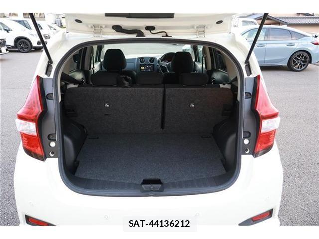 Nissan NOTE 2019-04 7963053-9