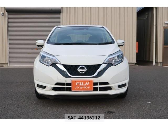 Nissan NOTE 2019-04 7963053-12