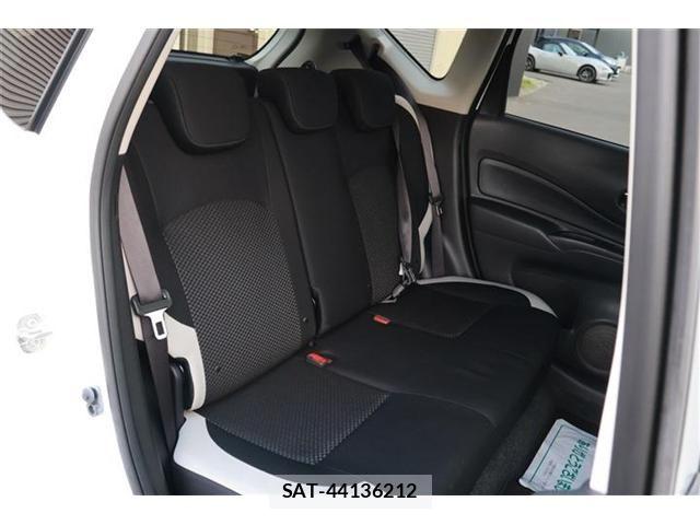 Nissan NOTE 2019-04 7963053-8