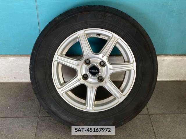Nissan NOTE 2015-06 7980377-4