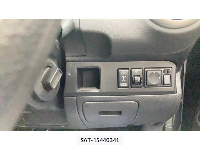 Nissan NOTE 2006-03 8037316-17