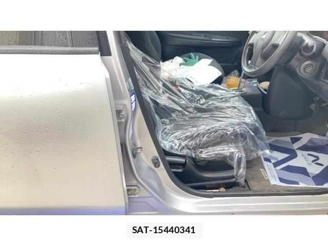 Nissan NOTE 2006-03 8037316-19