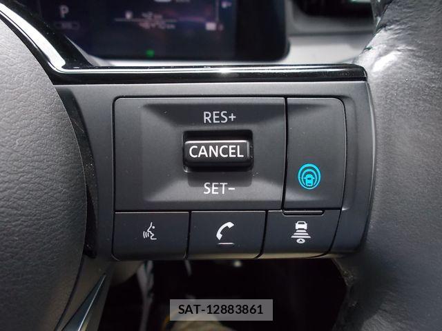 Nissan NOTE 2021-10 8037314-13
