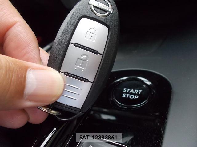 Nissan NOTE 2021-10 8037314-17