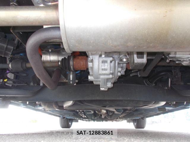 Nissan NOTE 2021-10 8037314-27