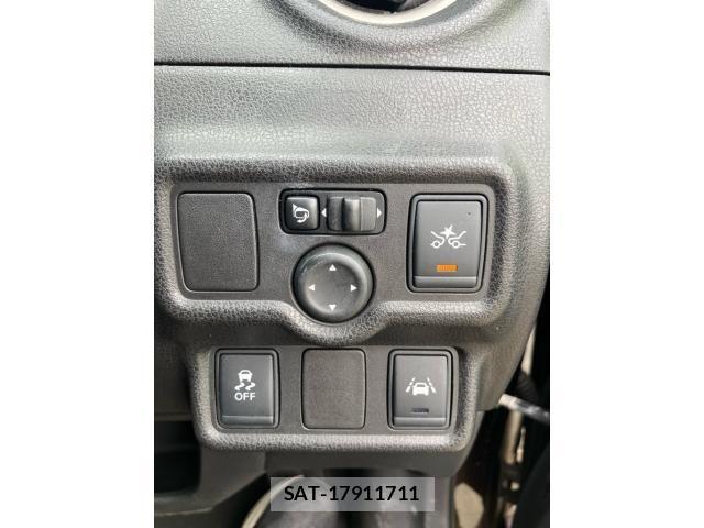 Nissan NOTE 2015-01 8037315-19