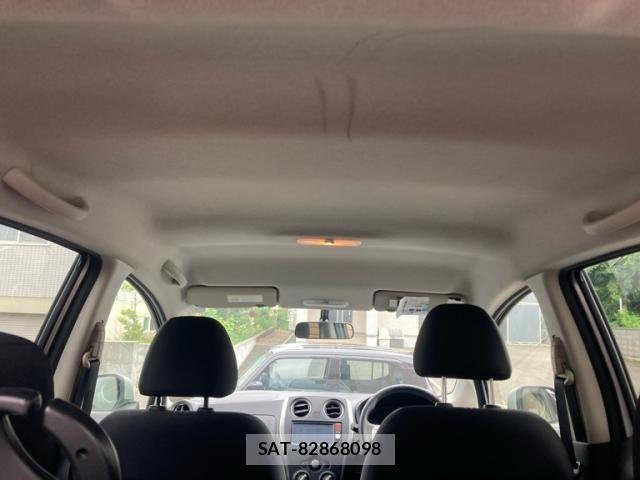 Nissan NOTE 2013-05 8100911-14