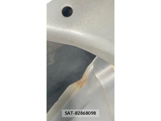 Nissan NOTE 2013-05 8100911-23