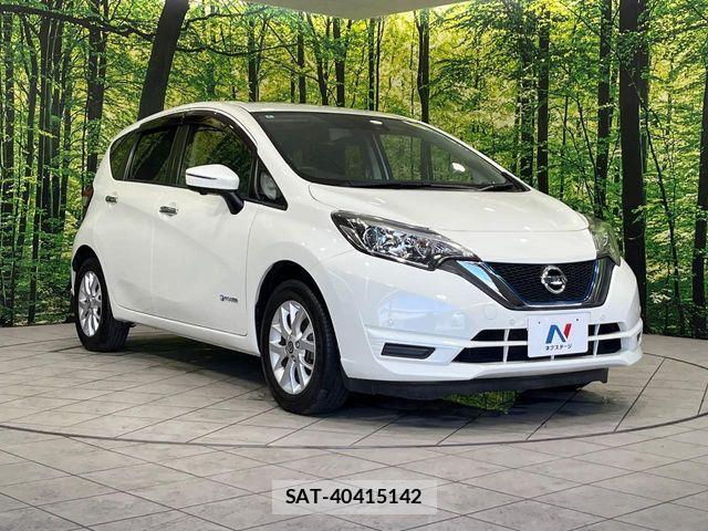 Nissan NOTE 2018-08 8131678-15