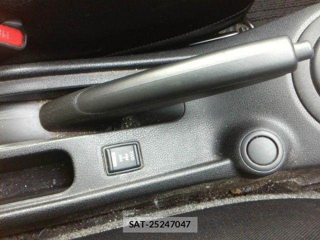 Nissan NOTE 2014-04 8158931-7