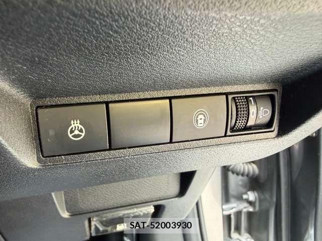 Nissan NOTE 2022-03 8209247-8