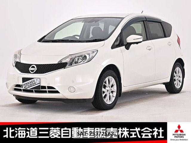 Nissan NOTE 2015-01 8209248-0