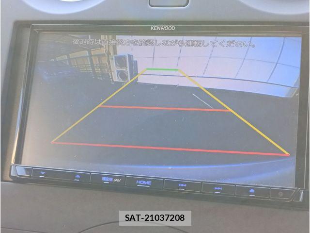 Nissan NOTE 2017-03 8209251-10