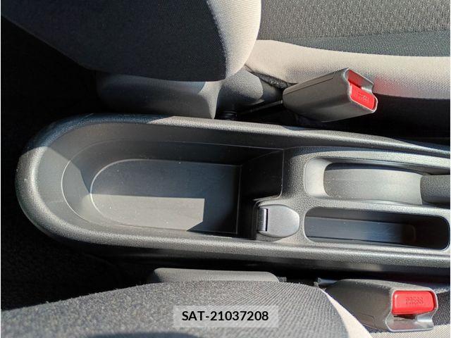 Nissan NOTE 2017-03 8209251-11