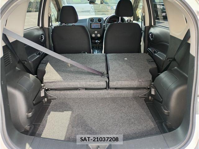 Nissan NOTE 2017-03 8209251-19