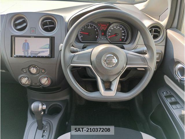 Nissan NOTE 2017-03 8209251-7