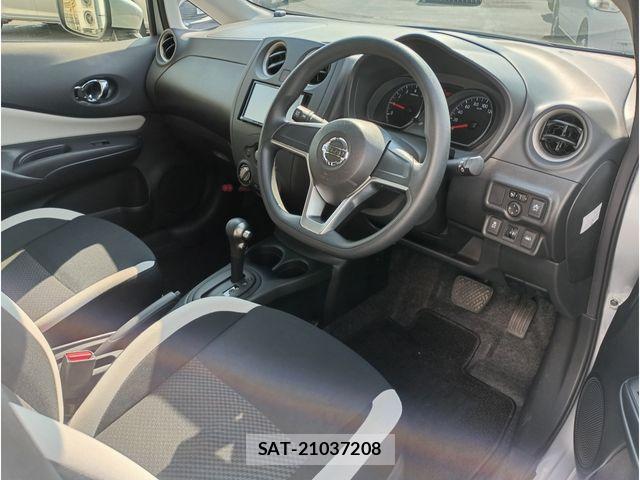 Nissan NOTE 2017-03 8209251-8