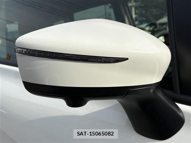 Nissan NOTE 2019-04 8209245-11