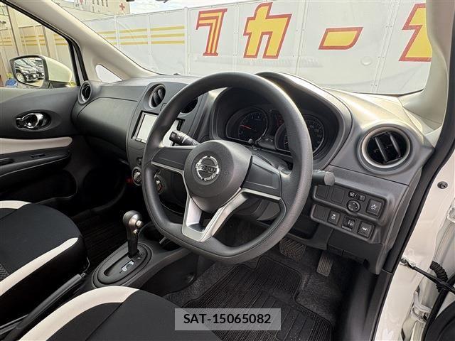 Nissan NOTE 2019-04 8209245-17