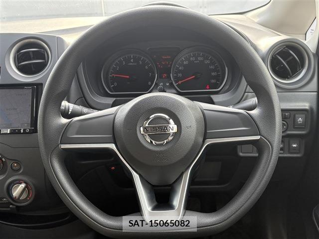 Nissan NOTE 2019-04 8209245-28