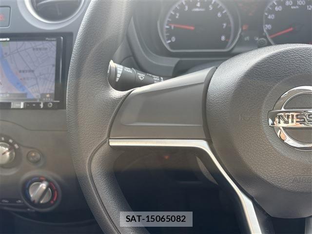 Nissan NOTE 2019-04 8209245-29