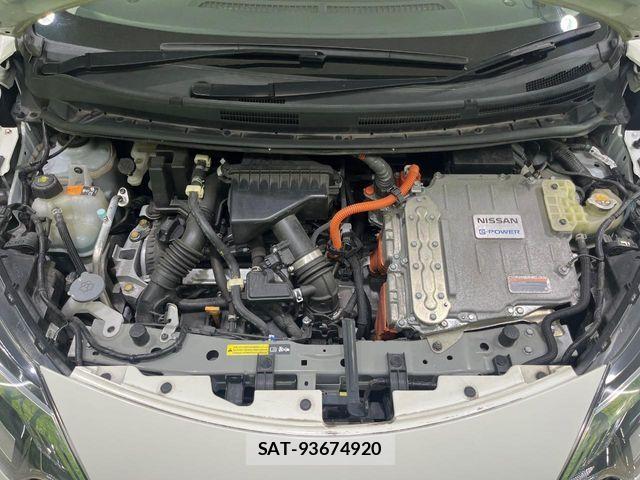 Nissan NOTE 2020-06 8209250-17