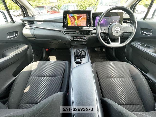 Nissan NOTE 2022-05 8209242-1