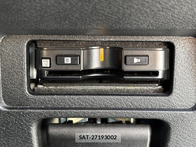 Nissan NOTE 2021-04 8231119-13