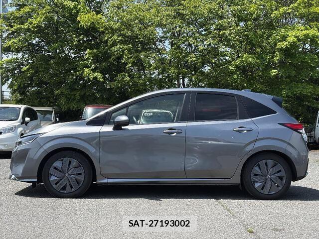 Nissan NOTE 2021-04 8231119-26