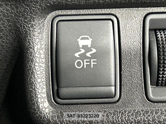 Nissan NOTE 2015-09 8231120-5