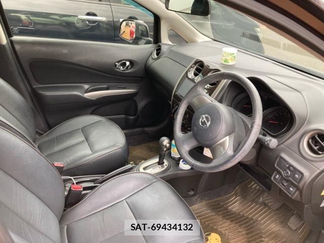 Nissan NOTE 2014-03 8246208-11