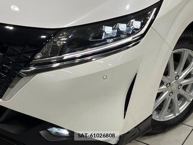Nissan NOTE 2021-11 8246206-11