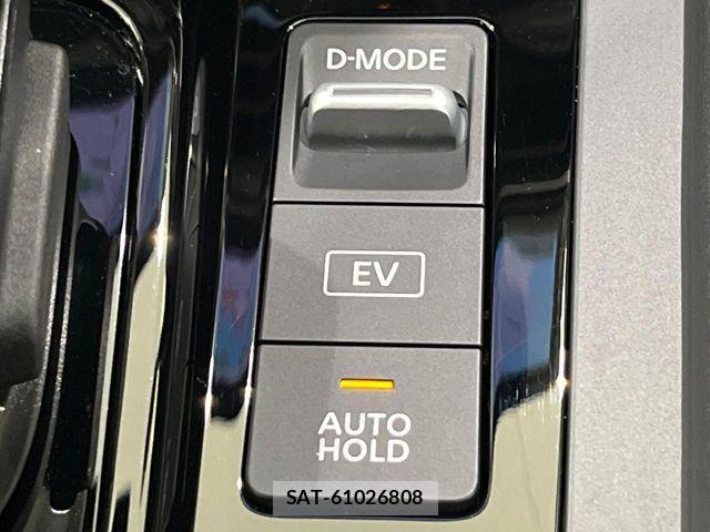 Nissan NOTE 2021-11 8246206-6