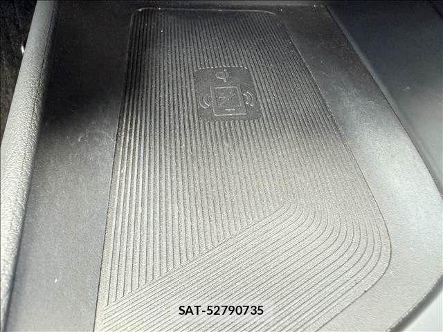 Nissan NOTE 2021-11 8246207-27