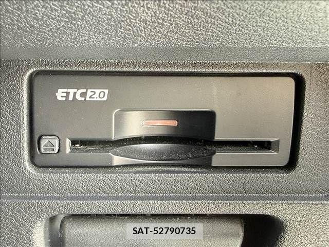 Nissan NOTE 2021-11 8246207-3