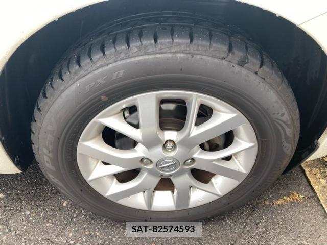 Nissan NOTE 2016-03 8316080-5