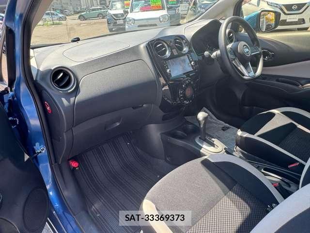 Nissan NOTE 2018-03 8316075-11