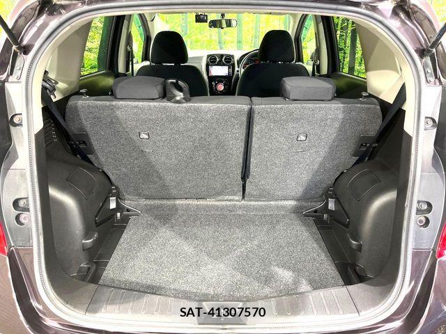 Nissan NOTE 2013-09 8316079-10