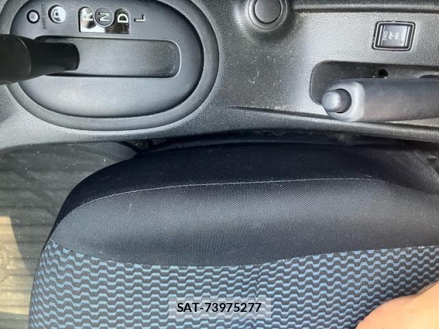 Nissan NOTE 2016-08 8337190-13
