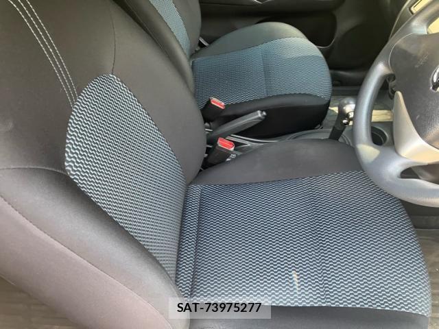 Nissan NOTE 2016-08 8337190-8