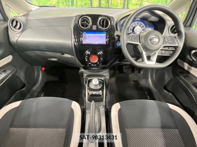 Nissan NOTE 2019-04 8337189-1