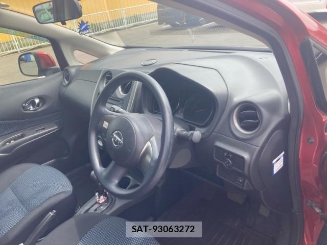 Nissan NOTE 2013-09 8337191-15