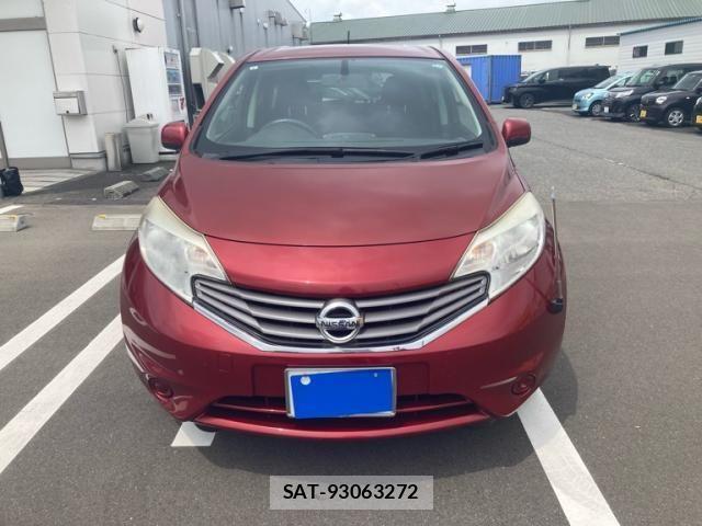 Nissan NOTE 2013-09 8337191-2