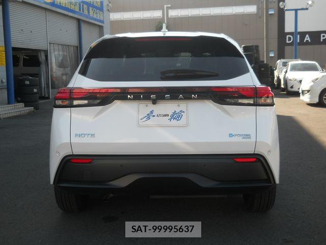 Nissan NOTE 2023-02 8337188-5