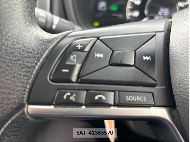 Nissan NOTE 2018-08 8367802-10