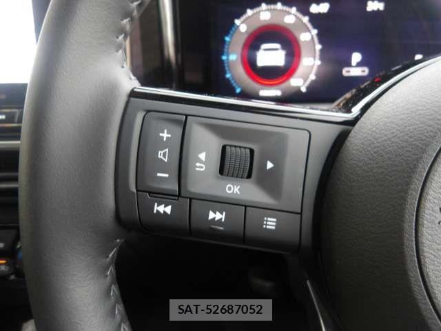 Nissan NOTE 2025-10 8367788-9