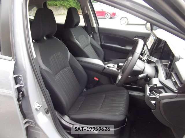 Nissan NOTE 2025-09 8367795-9