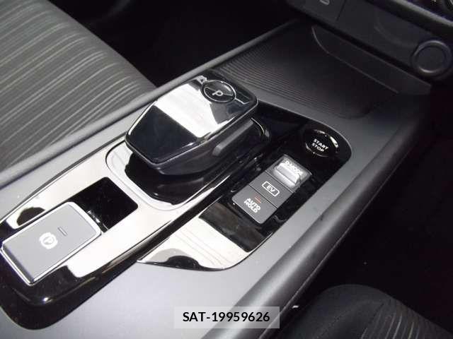 Nissan NOTE 2025-09 8367795-4