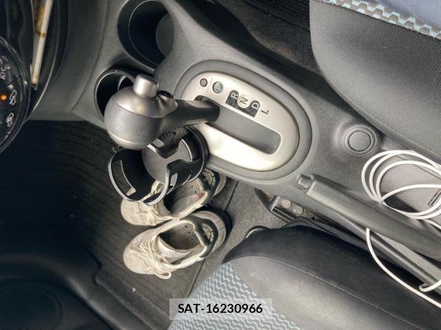 Nissan NOTE 2014-09 8367803-17